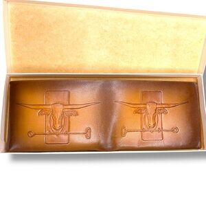 Vintage New Hereford Brown Leather Wallet Western Cowhide Texas Longhorn